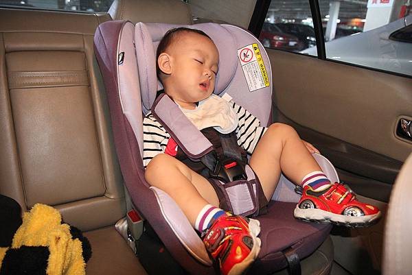 很推薦的安全座椅-JOIE雙向汽座-紫繡（0-4歲） @About Hsuan美美媽咪親子美食旅遊