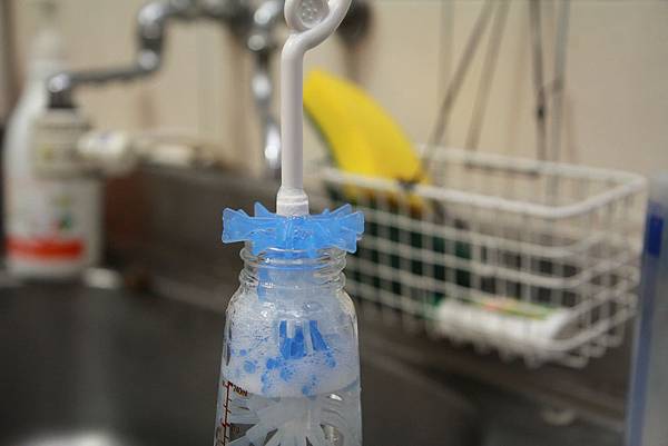 新鮮貨!mammyshop 媽咪小站-食品級矽膠奶瓶刷 @About Hsuan美美媽咪親子美食旅遊