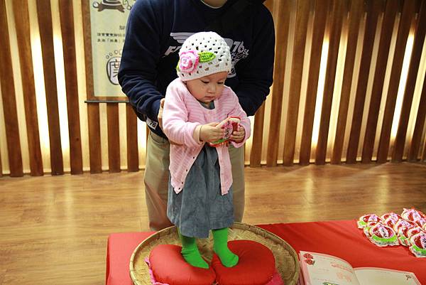 Ning 的1歲抓週-國立傳統藝術中心 @About Hsuan美美媽咪親子美食旅遊