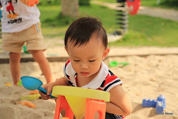 2歲的孩子，需要的還是更多父母耐心的教導 @About Hsuan美美媽咪親子美食旅遊
