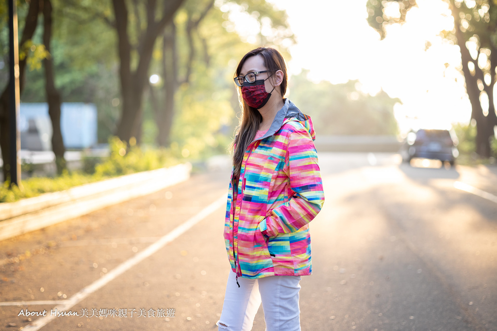 St.Bonalt 聖伯納機能單層衝鋒衣，台灣戶外品牌的專家，一件千元就能防水防風超划算，多變的天氣裡最實用 @About Hsuan美美媽咪親子美食旅遊