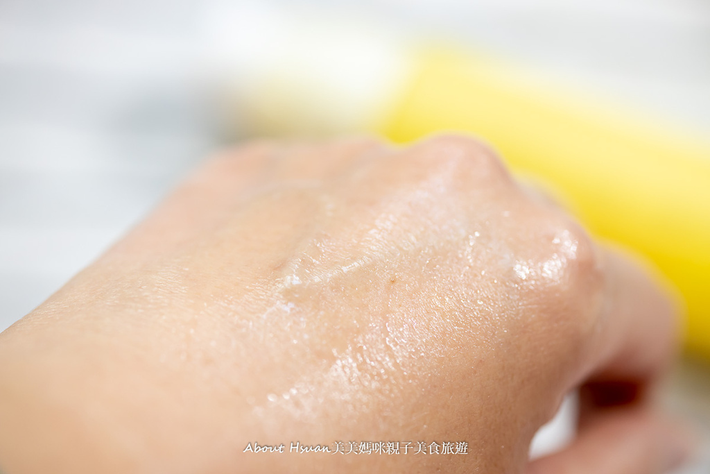 帕妃雯的超凝水系列: 零死角淨潤卸妝膏、緊緻多效水凝露，就是要你肌膚水水的嫩嫩的 @About Hsuan美美媽咪親子美食旅遊